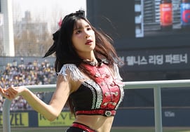 [相片儿] 禹惠俊"柔软的S曲线"