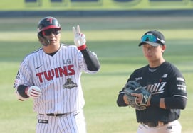 [Фото] Мун Бо Гён: «Удовлетворен двойным ударом»