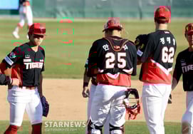 [一度でスッと] 「初日からどうしてこうなるんだ？」5点差のリードを守れなかったイ・ボムホ監督