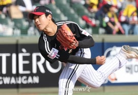 "6G连续无四坏球上垒，KKKK"LG贸易残酷史，能否切断来自乐天的152公里侧肩投法？"