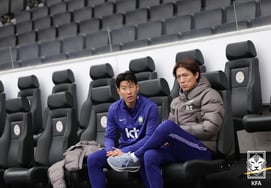 Газетная линия и критика защиты Хон Мён Хо: "Мысль о том, чтобы есть день чемпионата мира, небо не простит"