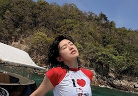 Айки, представил роскошный пресс в Пхукете..."Даже если тебе 20 лет, я тебе поверю" [человек.]