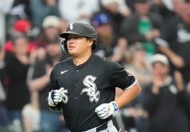 "Home run-home run-home run" 515 tỷ won tiếng Nhật thật tuyệt vời! Kỷ lục lớn của ML mà Otani cũng không làm được... "Đã vượt qua kỳ vọng rồi." Lời tán dương tại Mỹ