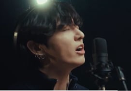 Fan hâm mộ toàn cầu tiết lộ video hậu trường phim tài liệu 'SWIM' của BTS