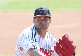 'LG Thank God' allowed 6 runs in 1 inning → 13 wins, foreigners who went down holding the waist, no problem with the examination results! I'm joining the top of the squad