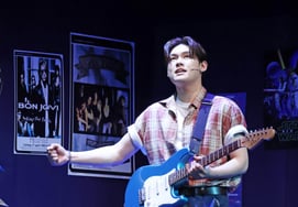 Choi Jae Myung's "Perfect guitar performance." [★ Photo]