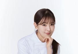 "Chinese goddess" is sold out..Park Eun-young to marry a doctor at Shilla Hotel in May → Announcement of 'Cold Ministry'