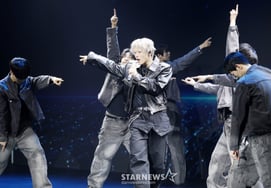 Чан Хан Ым, первое сольное выступление [★Фото]