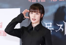 金宝拉，腮红也要时髦 [★照片]