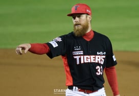 [フォト] オラー『バットが回った』