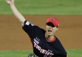 [Chụp ảnh] Lý do mà Hong Mingyu hát hay "