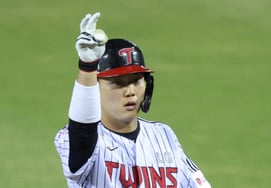 [Photo] There is no such thing as abandonment in Lee Joo-heon's dictionary