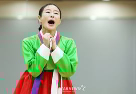 イ・ジウォン、熱演 [★写真]