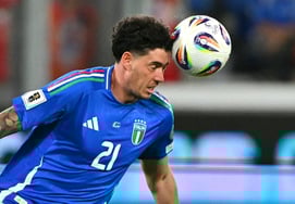 イタリアで敗退した「大逆罪人」バストーニ、愚かなタックルで「16年の暗黒期」へと追い込んだ 「ワールドカップ予選、10年ぶりに退場」