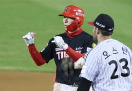 [相片儿] 金镐岭"擦肩而过就是安打的时期"