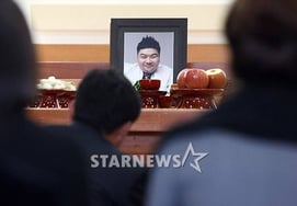 "乌龟"已故高领男，留下热门歌曲后因心肌梗塞死亡今天（2日）18周年