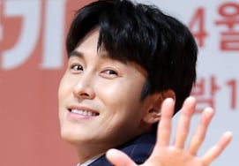 神話のキム・ドンワン、ついにSNS停止を予告..「アカウント無効化=世界初の契約条件」