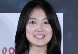 新一代恐怖女王驾到..《肉眼》金惠允，明星排名第一