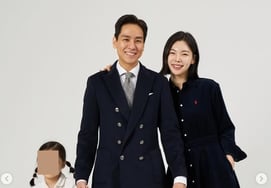 Yoon Nam-ki ♥ Lee Da-eun, from two to four..happy family photo