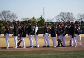 '145km bang' 43-year-old Ko Hyo-joon's performance, 'New Team' Ulsan Wales won 6 consecutive games → 1st place alone