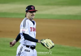 [相片儿] 威尔斯:"对我的投球很满意"