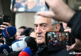 The official announcement of 'Failure to advance to the World Cup finals → President of the Football Association OUT' was made, but only six years ago, it was a European order... Italian leaders 'line resigns'