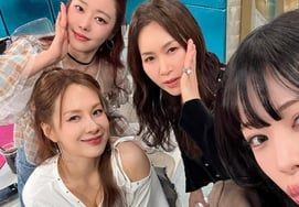 趙甲慶（チョ・カプギョン）氏の不倫疑惑が浮上..チェヨン『ラス』団体写真「放送されたことすら知らなかった」