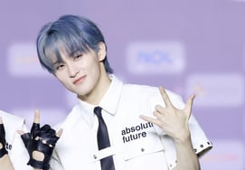 "退出组合"Mark公开亲笔信，"我的开始是SM·NCT"" [专门]