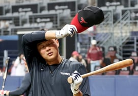 [フォト] 「ドームだからもう汗が出るね」 イ・ジェウォン