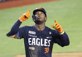 "哇"韩华福星终于获得外援安打率第一名"超大发"→最终再次演唱的是"神来之笔"