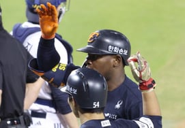 [Фото] Ферраджа, О Чжэ Вон и удар по экономике