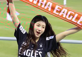 [フォト] キム・ヨンギョン「ハ・ジュソクの2安打で自然にテンションが上がった」