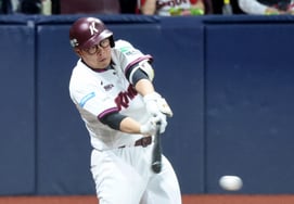 [Фото] "Антачулу в конце 5-го иннинга" Ан Чи Хон