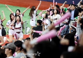 [Photo] I see the opening game!' Cheer Kiwoom Yongkyung from Kiwoom.