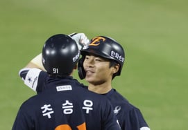 [フォト] オ・ジェウォン「拳を固く」