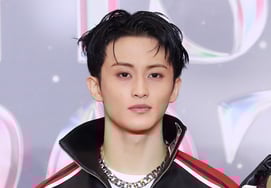 И армия не едет...«Неожиданный выход из NCT» Марк, что такое «2-й акт жизни»? «Найди правильный способ погружения» [человек.]