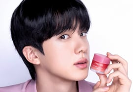'Global Beauty Icon' BTS Jin and La BTS JIN 'Overwhelmed'