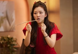 Go Ah Sung thay đổi cảm xúc trong ngày 4/4"Tác phẩm tiêu biểu của tôi là 'SNL Korea'"