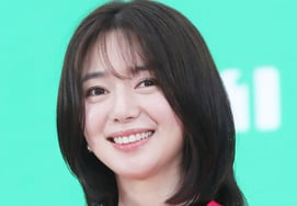 《Miss Trot》李伊利 大反转真面目高丽大学研究生"心理咨询师取得1级资格证满分" [全知干预视角]