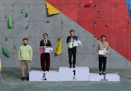 ノ・ユンソ、会長杯全国青少年スポーツクライミング大会女子中学生部リード・スピード部門で1位