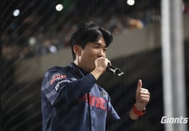 Lotte will hold the "GO HIGH CRAVITY Cheering Series" for six consecutive home games from April 21 to 30