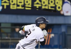 'Park Jun-soon's four hits explosion' Doosan beat Hanwha in front of 'Soldout-Soldout-Soldout' 10,000 spectators and escaped four consecutive losses [Jamsil Field Review]