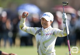 "Сильная и на суше, и на суше.' Ко Джи Вон выиграл "Прослушку-прослушку" в открытом чемпионате Кореи "Тонсан 3 победы" - это триумфальная победа [KLPGA]