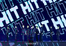 Seventeen bất ngờ tái ký hợp đồng với Pledis [chính thức]