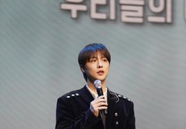 旗安84认可的"超级明星"没错。裴仁赫出演《我独自生活》后乘胜前进 [公式]