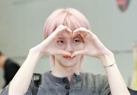 TOURS Shinyu's "Pink Heart" [★ Photo]