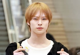 TOURS KYUNG MIN's "Both-handed Heart" [★ Photo]