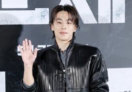 Old exchange, the essential existence of Yeon Sangho Universe [★ Photo]