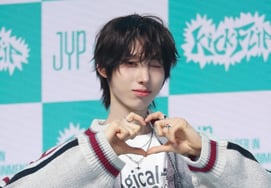 キックフリップの王者『女性の心をつかむハートハンド』 [★写真]