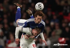 "Яидо очень хорошо" 英 Уэмбли 90 000 человек замолчали, сказав: "Это было тихо, как будто я мертв"."... "Без кейн, самая страшная атака"